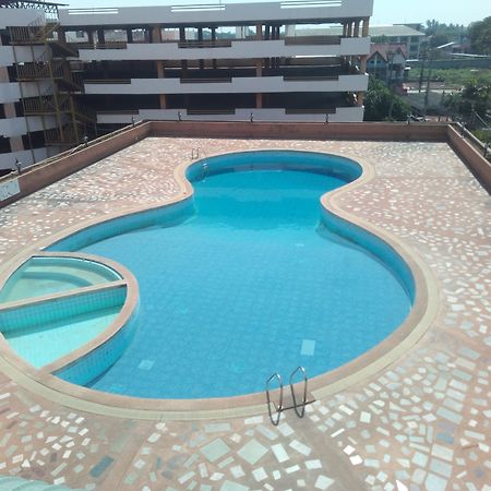 Grandpoint Hotel Phitsanulok Bagian luar foto